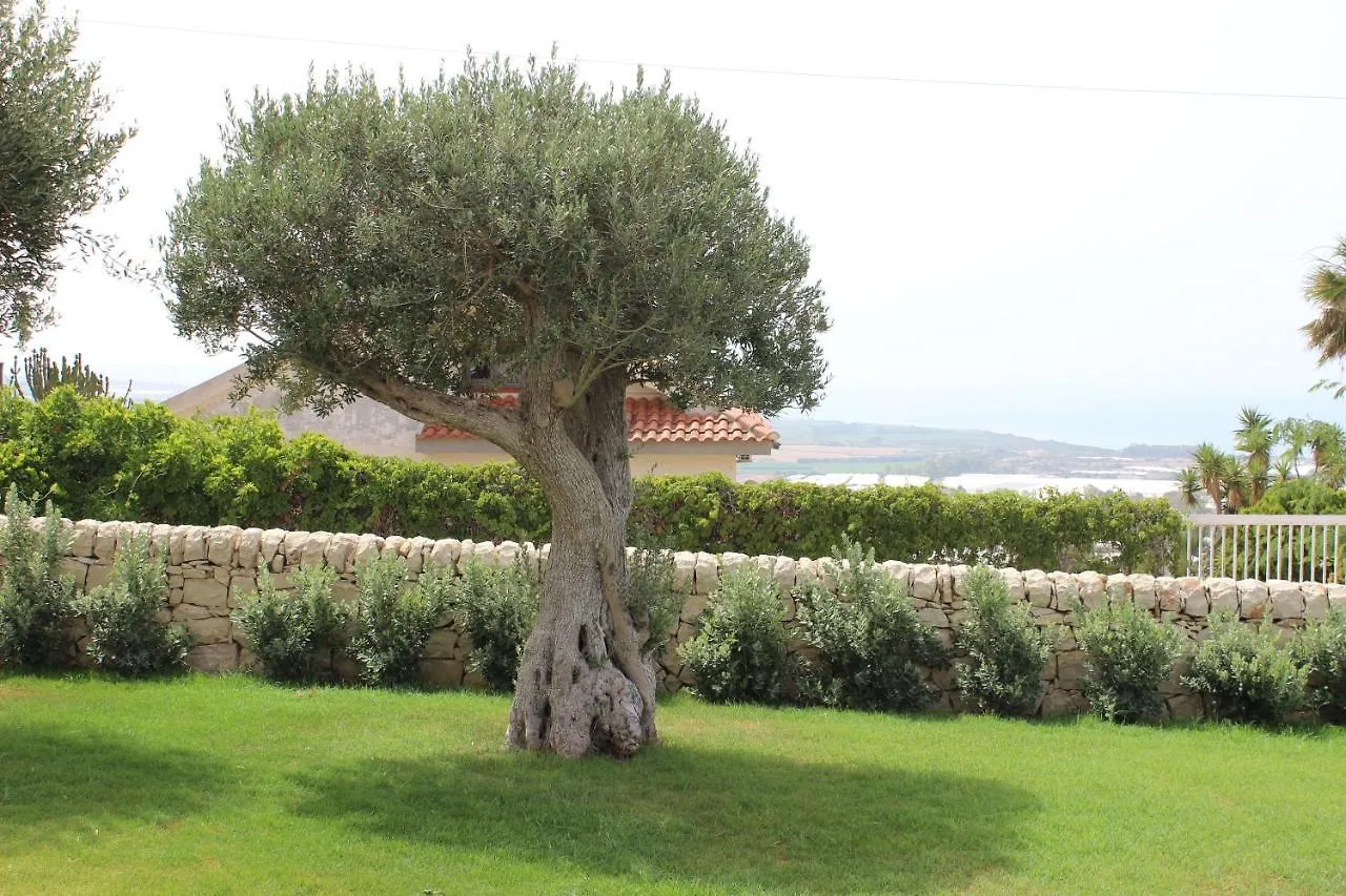 Villa Thetis Camemi Apartment
