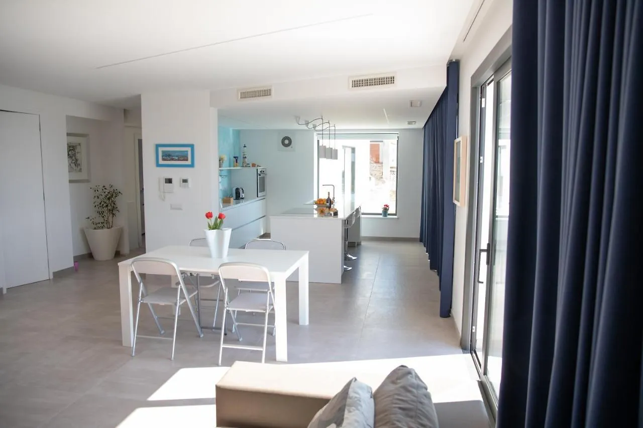 Villa Thetis Camemi Apartment