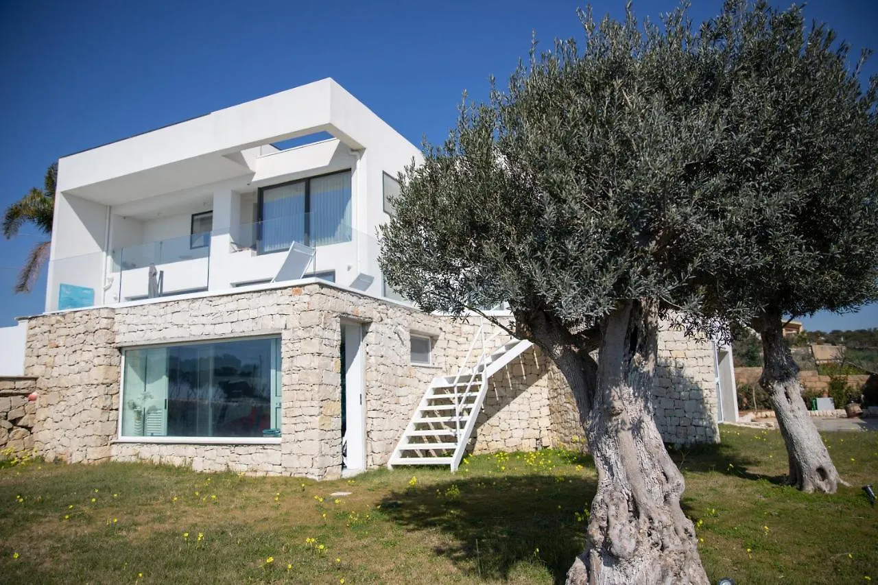 Villa Thetis Camemi Apartment