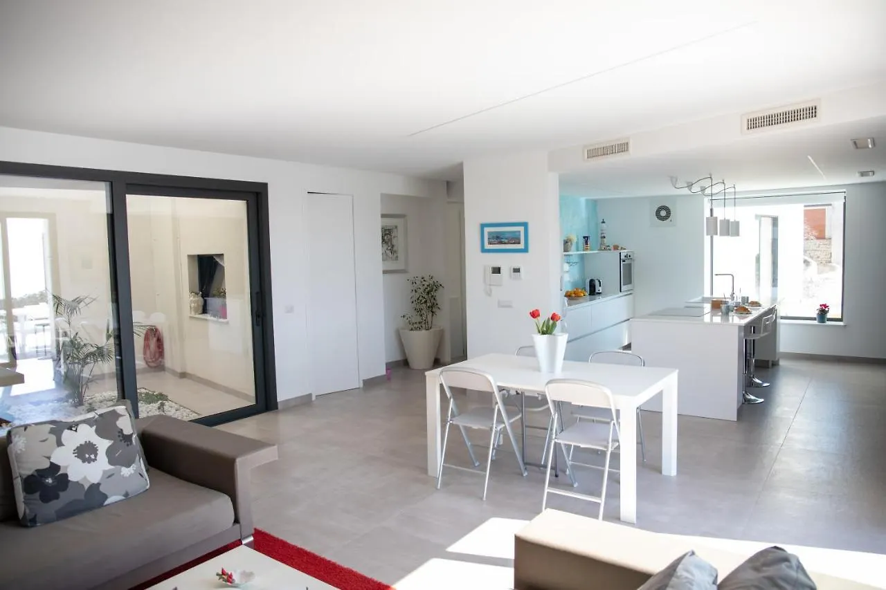 Villa Thetis Camemi